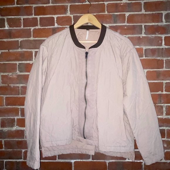 Ladies FREE PEOPLE Quilted Tan/Brown Bomber - Picture 6 of 6